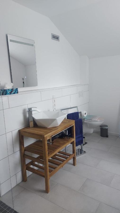 Ferienwohnung Krabbe Im Haus-ノイハルリンガージール エクステリア 写真