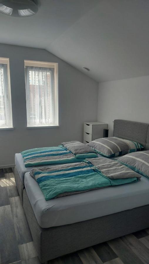 Ferienwohnung Krabbe Im Haus-ノイハルリンガージール エクステリア 写真
